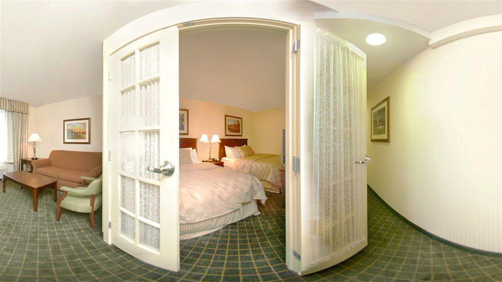 Clarion Hotel & Suites Hamden-New Haven Luaran gambar