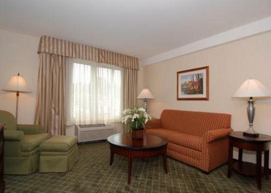 Clarion Hotel & Suites Hamden-New Haven Luaran gambar