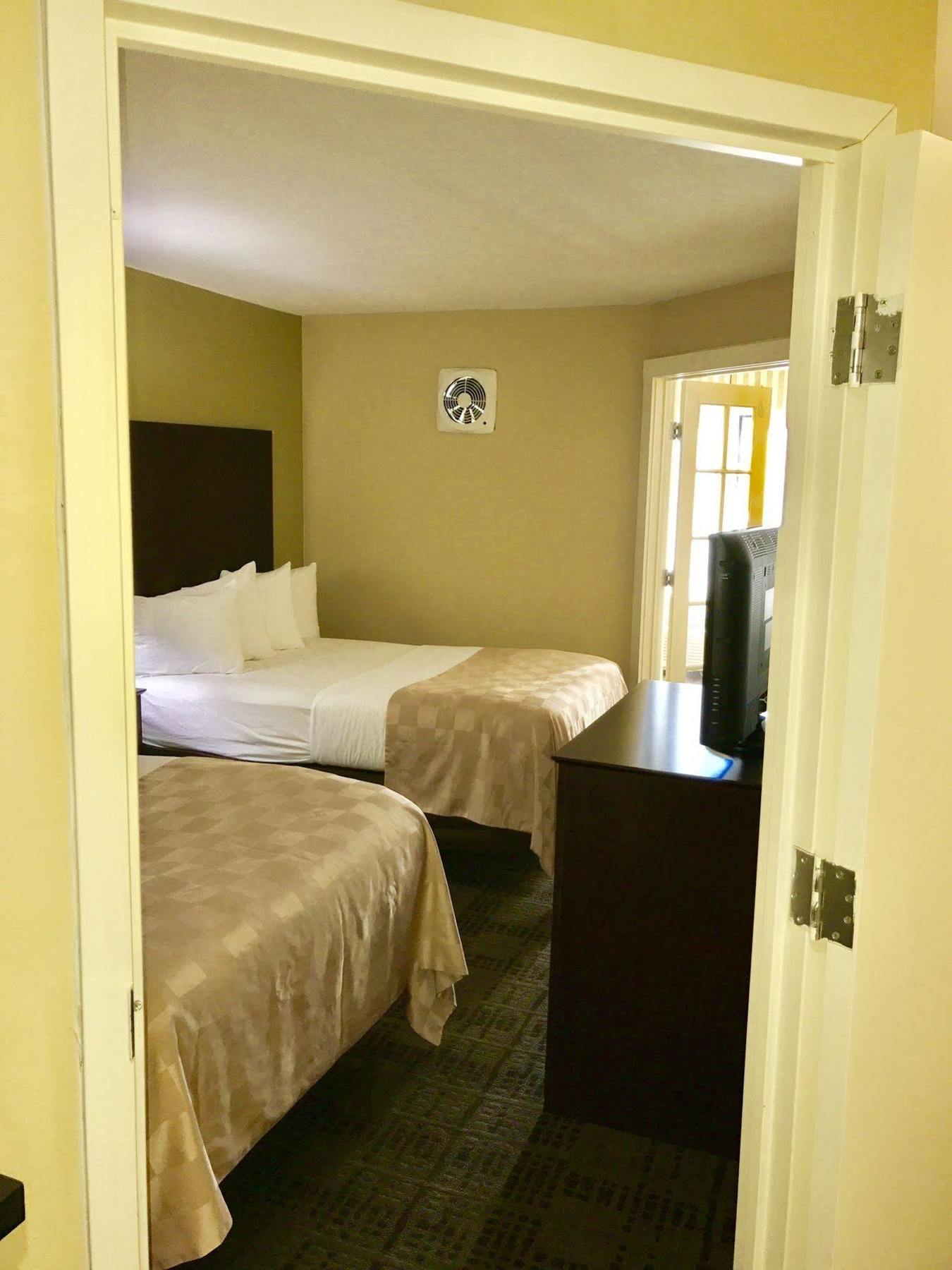 Clarion Hotel & Suites Hamden-New Haven Luaran gambar